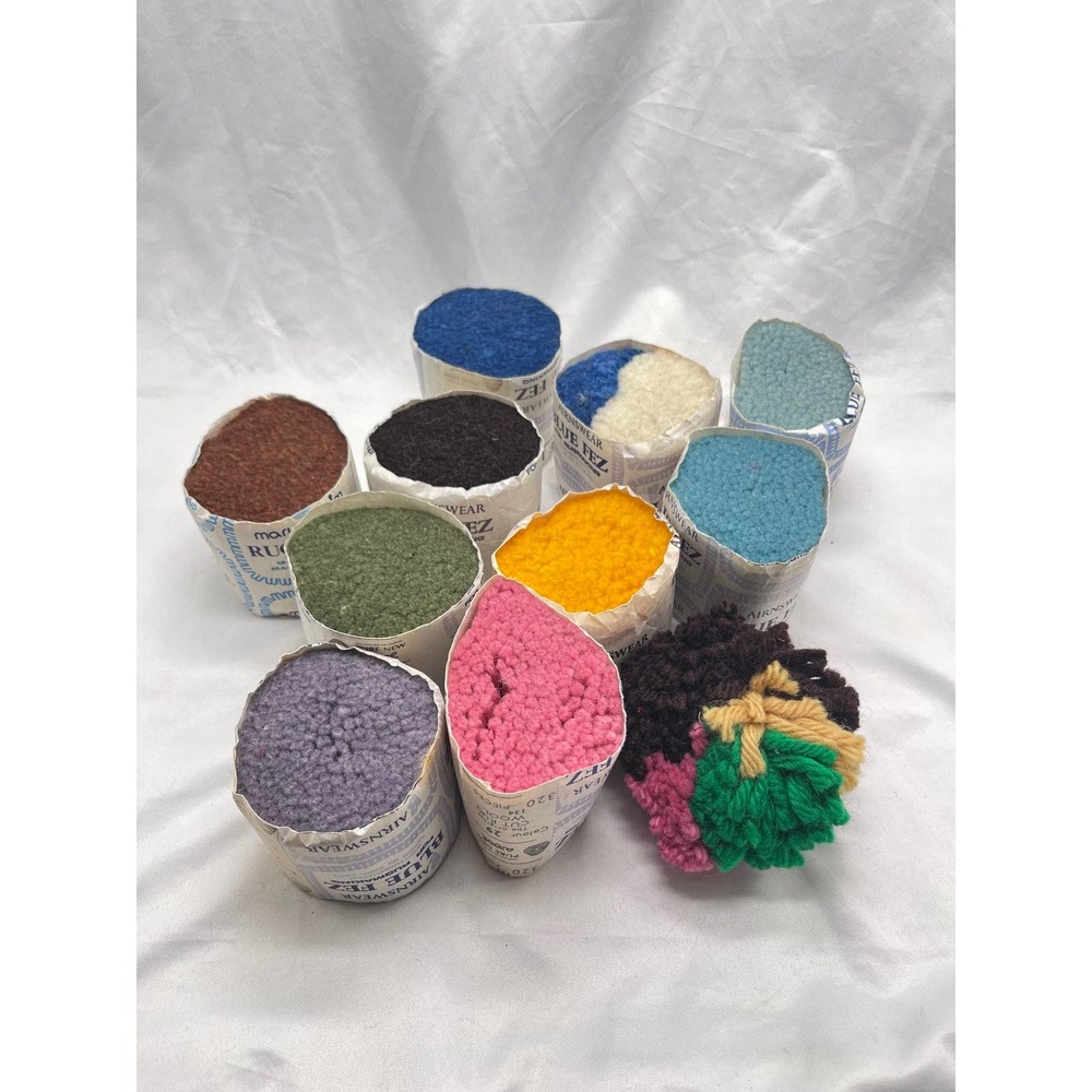 VTG lot wool rug yarn